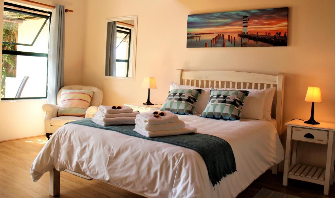 Tortoise Trail Lodge Langebaan Exterior photo